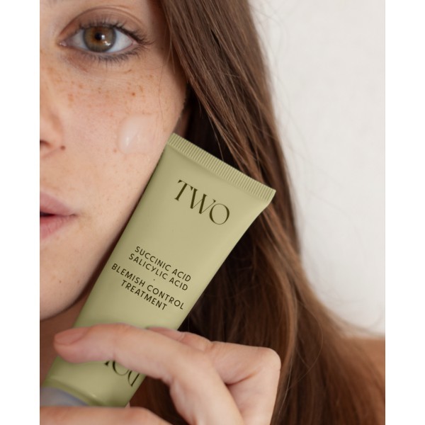 TWO POLES BLEMISH CONTROL TREATMENT 40 ml