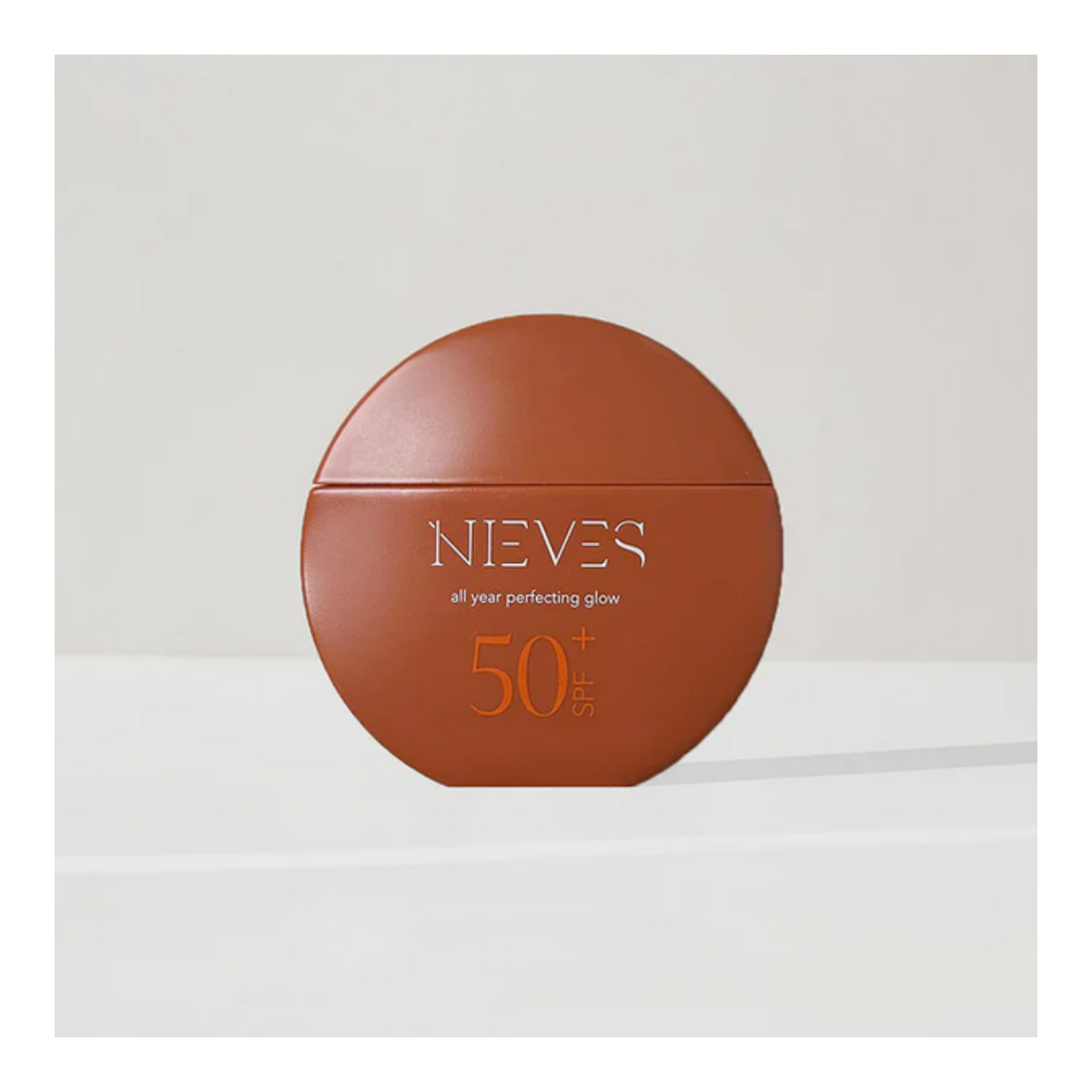 nieves-alvarez-daily-skin-perfector-spf50-farmacia-consuegra.jpg
