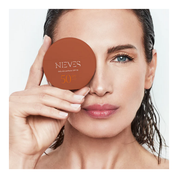 Nieves Álvarez Daily Skin Perfector SPF50 50 ml Farmacia Consuegra